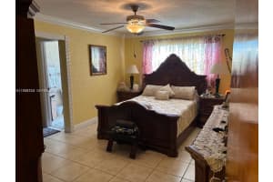 4141 W 4th Ave, Hialeah, FL 33012, - MLS#A11934153