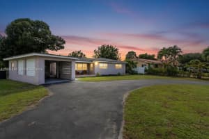 312 Nw 35, Oakland Park