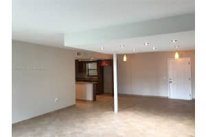 9355 Fontainebleau Blvd APT C105, Miami, FL 33172, - MLS#A11934168