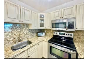 900 Atlantic Shores Blvd 126 Hallandale Beach, FL 33009 - MLS#A11934192