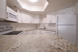 B, 8215 Lake Dr #504, Doral, FL 33166, - MLS#A11934209