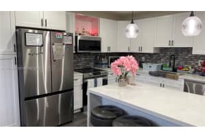 761 Nw 183rd Dr Miami Gardens, FL 33169 - MLS#A11934258