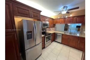 10369 Nw 24th Pl 201, Sunrise