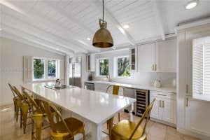 8000 Los Pinos Blvd Coral Gables, FL 33143 - MLS#A11934284