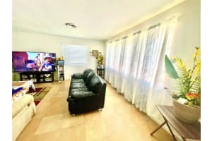 4109 Hayes St 4109 Hollywood, FL 33021 - MLS#A11934305