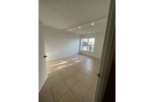 4172 Inverrary Dr 309 Lauderhill, FL 33319 - MLS#A11934333