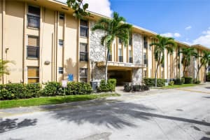 241 S Royal Poinciana Blvd APT 305, Miami Springs, FL 33166, Sold 01/21/26