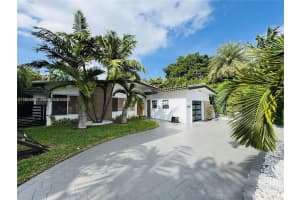 4708 Alton Rd Miami Beach, FL 33140 - Off Market