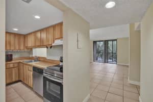 8540 SW 133rd Avenue Rd APT 321, Miami, FL 33183, - MLS#A11934393