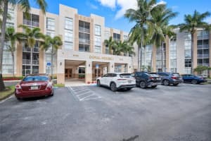 9755 NW 52nd St APT 513, Doral, FL 33178, - MLS#A11934395