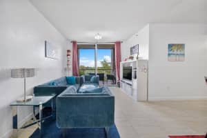 9755 NW 52nd St APT 513, Doral, FL 33178, - MLS#A11934395