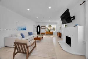 1785 SW 10th St, Miami, FL 33135, - MLS#A11934412