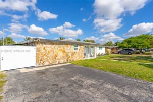5041 SW 11th St, Plantation, FL 33317, Sold 06/11/26
