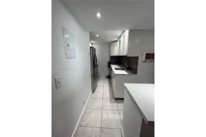 200 Se 15th Rd 11i, Miami