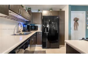 4141 Crystal Lake Dr Deerfield Beach, FL 33064 - MLS#A11934454