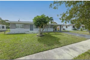 2960 Sw 2nd Ct, Fort Lauderdale