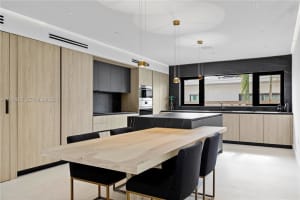 1661 Daytonia Rd, Miami Beach, FL 33141, - MLS#A11934505