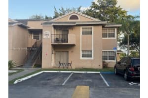 2091 Nw 96th Ter 13l, Pembroke Pines