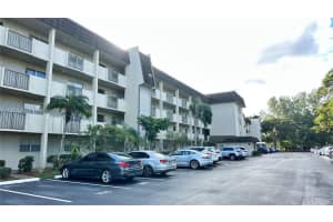 6200 Nw 44th St 208, Lauderhill