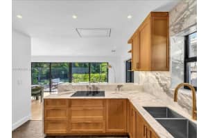 920 W 47th Ct, Miami Beach, FL 33140, - MLS#A11934556