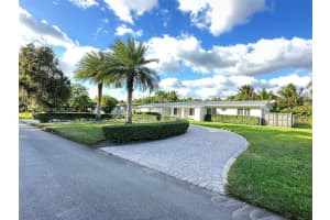 7535 Sw 117 St Pinecrest, FL 33156 - MLS#A11934558