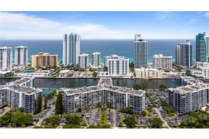 1000 Parkview Dr 723 Hallandale Beach, FL 33009 - MLS#A11934572