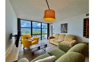 1000 Parkview Dr 723 Hallandale Beach, FL 33009 - MLS#A11934572