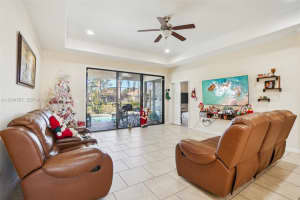 310 Villa Sorrento Cir, Haines City, FL 33844, - MLS#A11934587