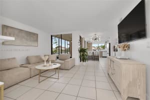 8250 NW 191st St # 10-D, Hialeah, FL 33015, - MLS#A11934598