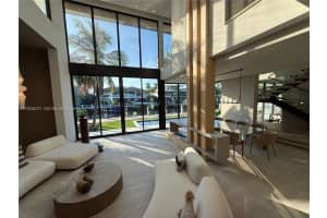 641 Flamingo Dr Fort Lauderdale, FL 33301 - MLS#A11934670