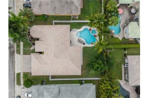 13721 Nw 18th St Pembroke Pines, FL 33028 - MLS#A11934676