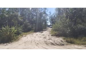 201 Ocean Park Dr Lehigh Acres, FL 33972 - MLS#A11934677