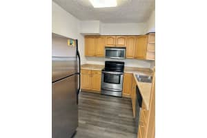 2380 Diana Dr 07 Hallandale Beach, FL 33009 - MLS#A11934688