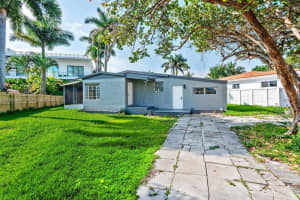 326 191st St Sunny Isles Beach, FL 33160 - MLS#A11934690