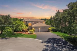 10922 Nw 49th Dr, Coral Springs 10922 Nw 49th Dr, Coral Springs