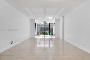 1000 Parkview Dr APT 316, Hallandale Beach, FL 33009, Sold 06/10/26