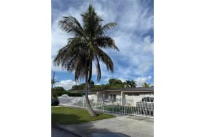 11321 Sw 176th St, Miami