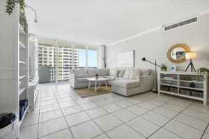 5601 Collins Ave APT 915, Miami Beach, FL 33140, - MLS#A11934778