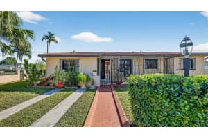 1701 SW 92nd Pl, Miami, FL 33165, - MLS#A11934840