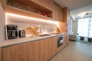 11 NE 6th St #2013, Miami, FL 33132, - MLS#A11934857