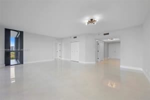 20281 E Country Club Dr 501 Aventura, FL 33180 - MLS#A11934862