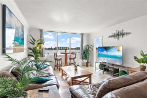 1170 NE 191st St #35, Miami, FL 33179, - MLS#A11934919