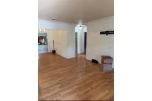 325 Nw 56th St, Miami