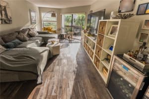 8810 Sw 132nd Pl 404dn, Miami