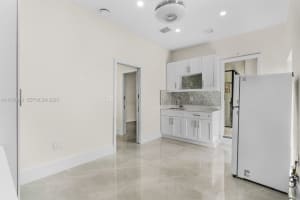 161xx Sw 44th Ln #1, Miami