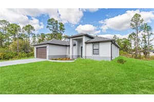 1121 Crocus St, Lehigh Acres, FL 33974, - MLS#A11935021