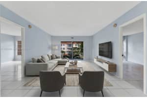 4172 Inverrary Dr 304 Lauderhill, FL 33319 - MLS#A11935028