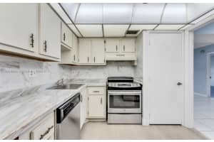 4172 Inverrary Dr 304 Lauderhill, FL 33319 - MLS#A11935028