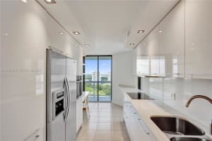 20185 E Country Club Dr 2209 Aventura, FL 33180 - MLS#A11935060