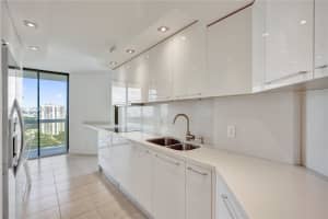 20185 E Country Club Dr 2209 Aventura, FL 33180 - MLS#A11935060